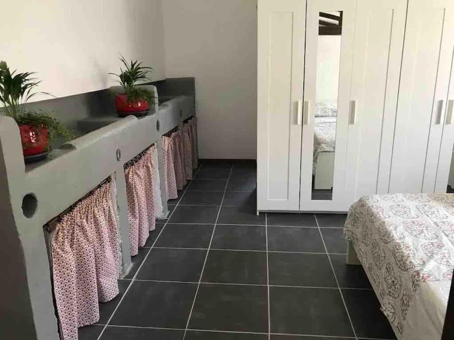 Logement Insolite Au Coeur D'Une Ecurie 아흘르 외부 사진